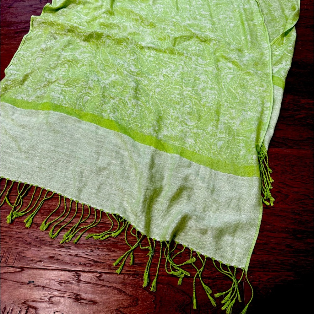 Pashmina scarf